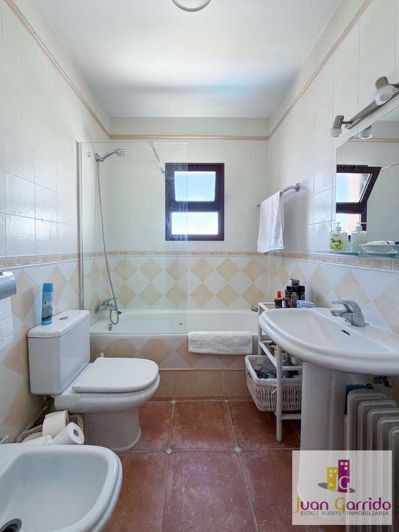 Image No.21-Propriété de 4 chambres à vendre à Nerja