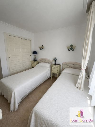 Image No.20-2 Bed Apartment for sale