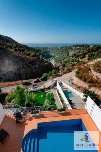 Image No.3-3 Bed Villa for sale