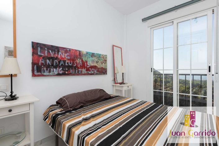 Image No.21-3 Bed Villa for sale
