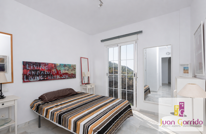 Image No.23-3 Bed Villa for sale