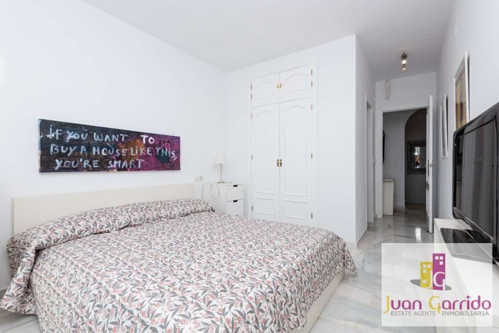 Image No.29-3 Bed Villa for sale