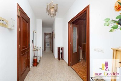 property280298754