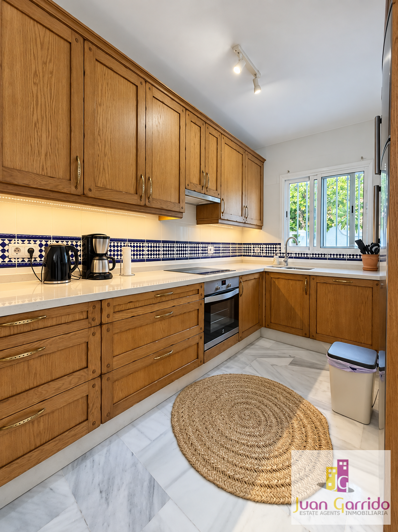 Image No.6-3 Bed House for sale