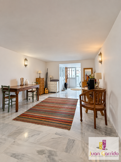 Image No.9-3 Bed House for sale