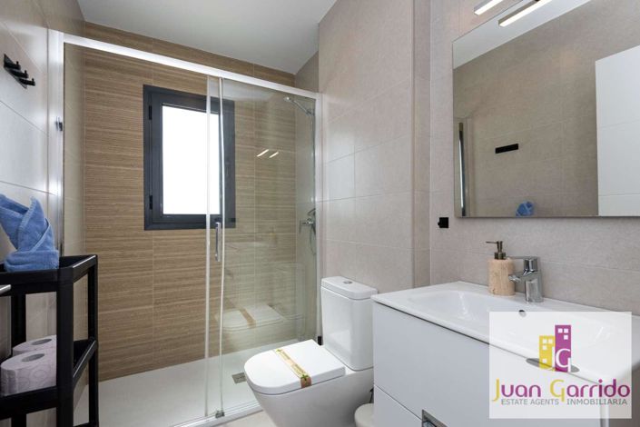 Image No.24-2 Bed Apartment for sale