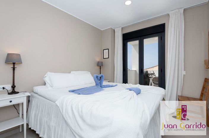 Image No.29-2 Bed Apartment for sale