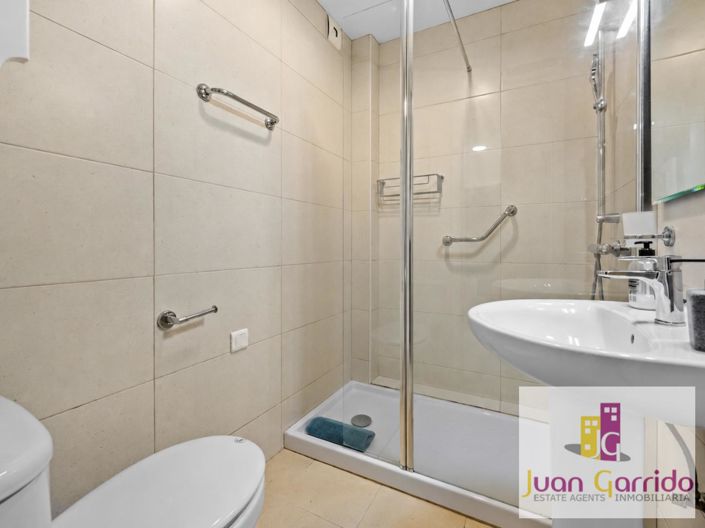 Image No.17-2 Bed Apartment for sale