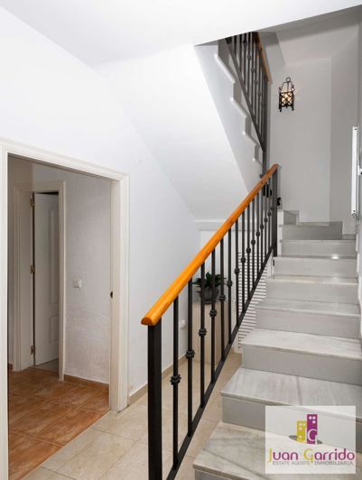 Image No.29-5 Bed Property for sale