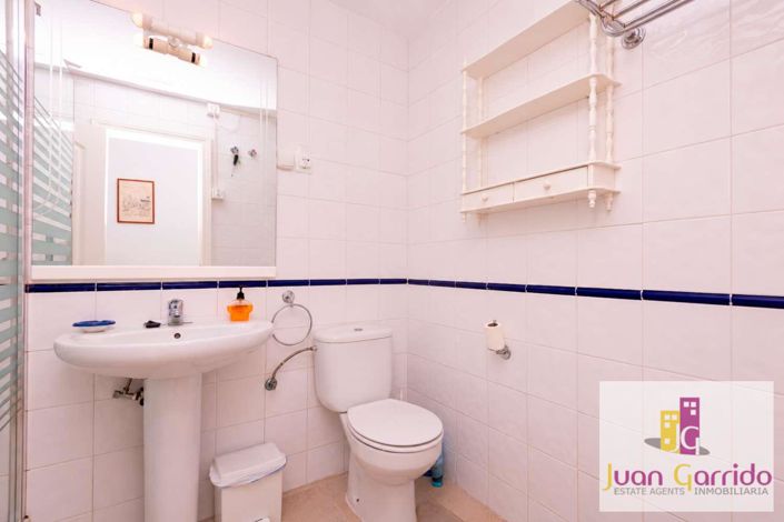 Image No.31-5 Bed Property for sale