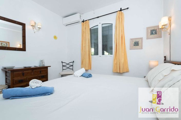 Image No.18-2 Bed Apartment for sale
