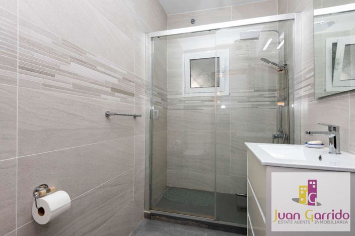 Image No.20-2 Bed Apartment for sale