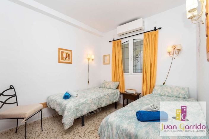 Image No.23-2 Bed Apartment for sale