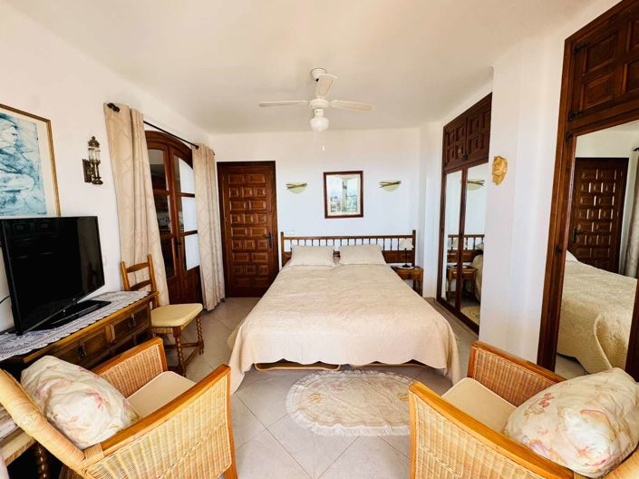 Image No.11-2 Bed Apartment for sale