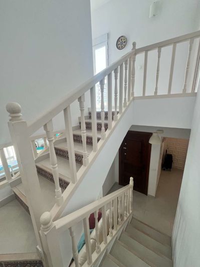 Image No.18-3 Bed Property for sale