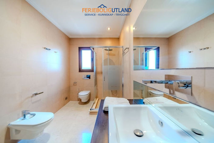 Image No.15-Villa de 5 chambres à vendre à Cabo Roig