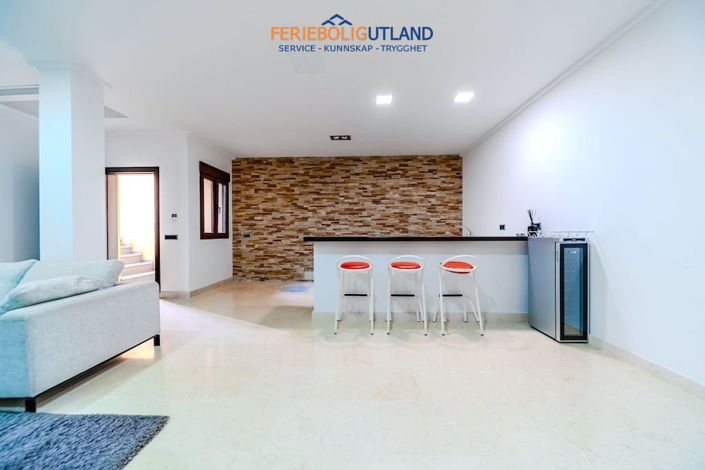 Image No.25-Villa de 5 chambres à vendre à Cabo Roig