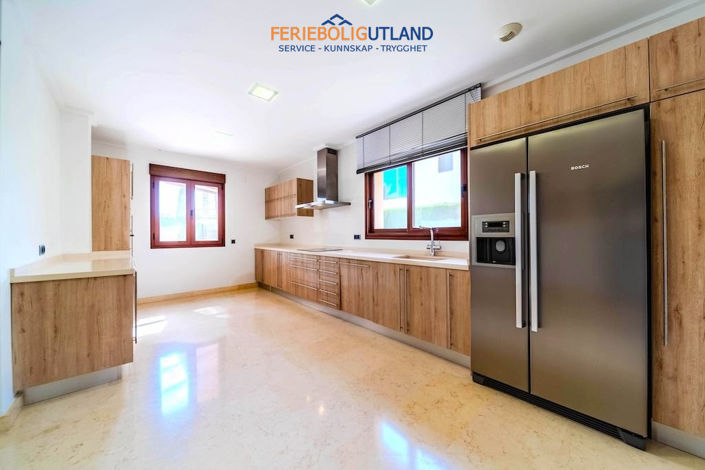 Image No.8-Villa de 5 chambres à vendre à Cabo Roig