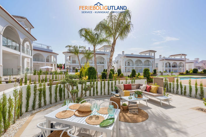 Image No.22-2 Bed Apartment for sale