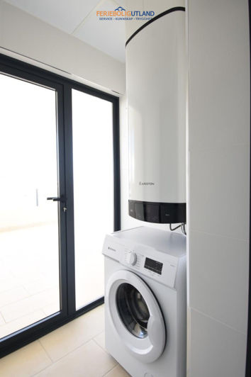 Image No.10-3 Bed Apartment for sale