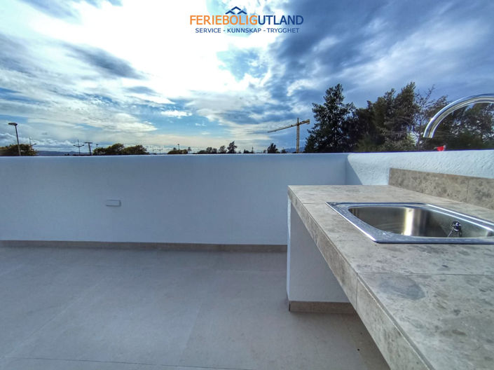 Image No.6-3 Bed Villa for sale