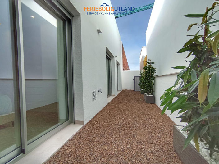 Image No.7-3 Bed Villa for sale