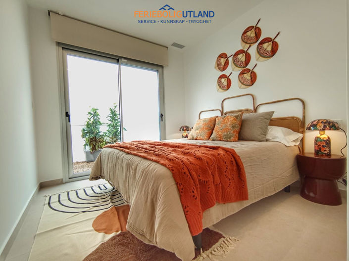 Image No.9-3 Bed Villa for sale