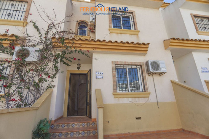 Image No.1-3 Bed Townhouse for sale