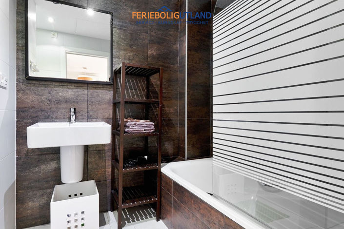 Image No.16-2 Bed Apartment for sale