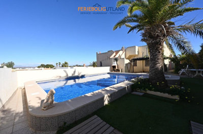 1 - Alicante, Townhouse