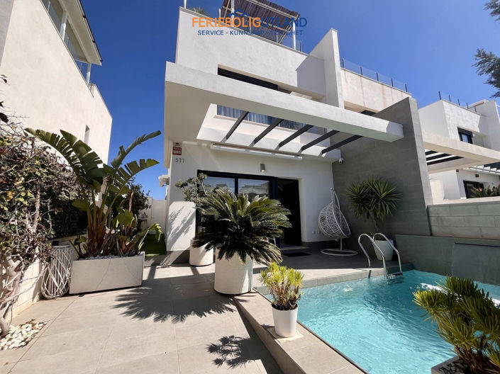 Image No.1-3 Bed Townhouse for sale