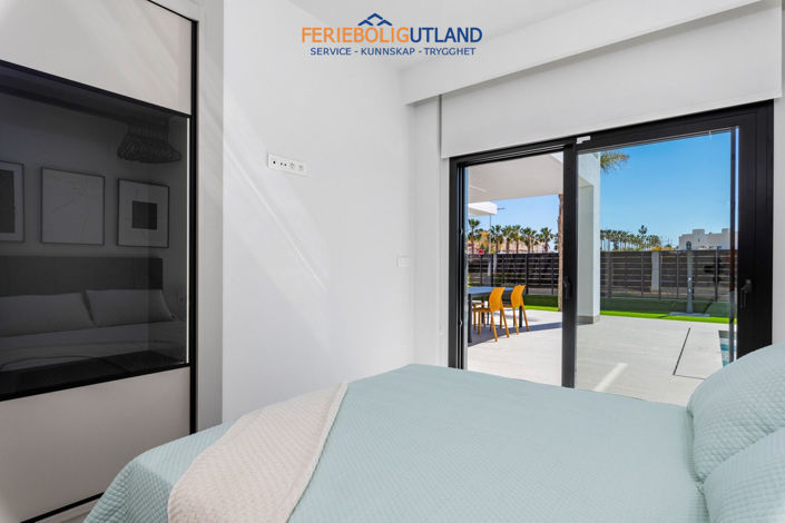 Image No.12-Villa de 3 chambres à vendre à Alicante