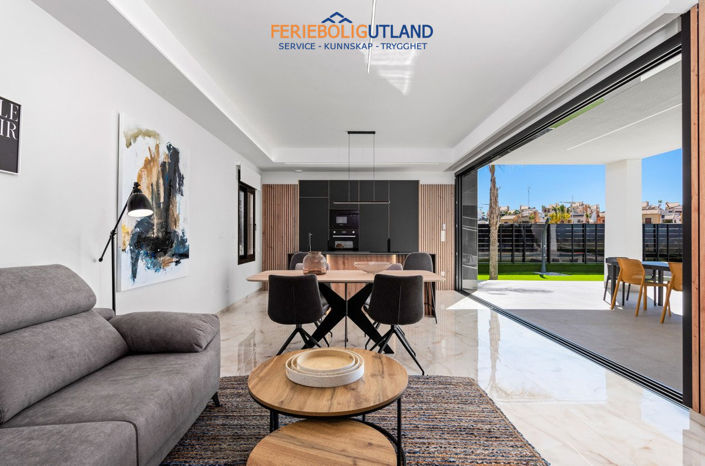 Image No.5-Villa de 3 chambres à vendre à Alicante