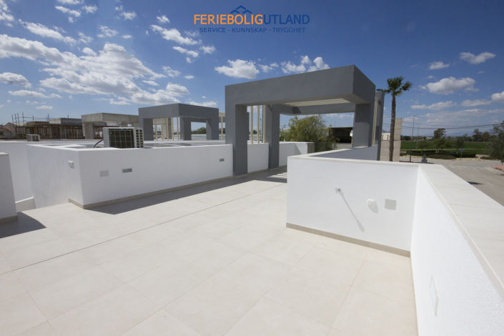 Image No.1-2 Bed Townhouse for sale