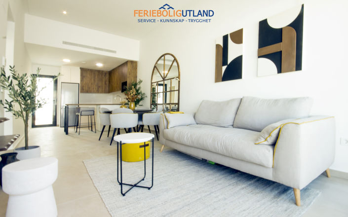 Image No.9-2 Bed Townhouse for sale