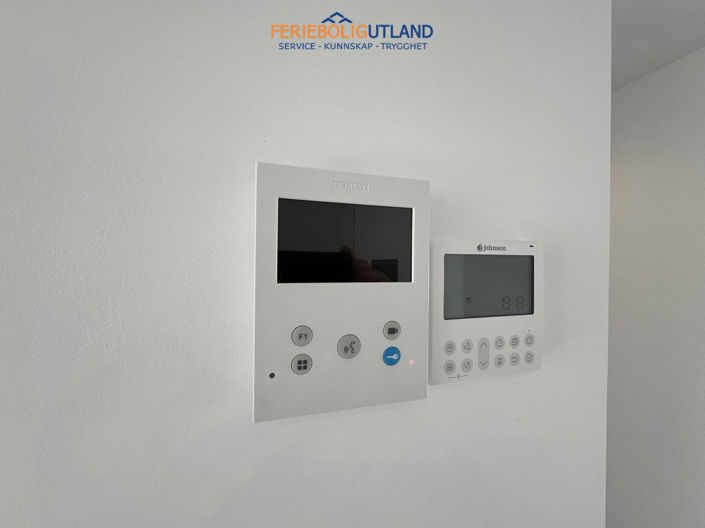 Image No.33-2 Bed Apartment for sale