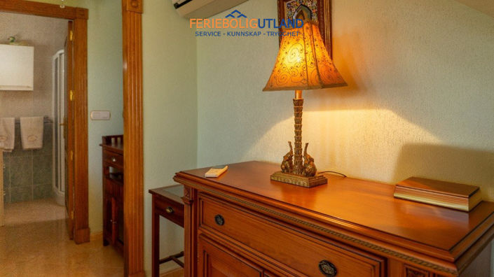 Image No.22-2 Bed Villa for sale