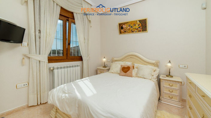 Image No.31-2 Bed Villa for sale