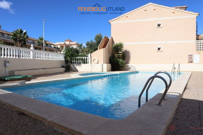 Image No.2-Maison de ville de 3 chambres à vendre à La Zenia