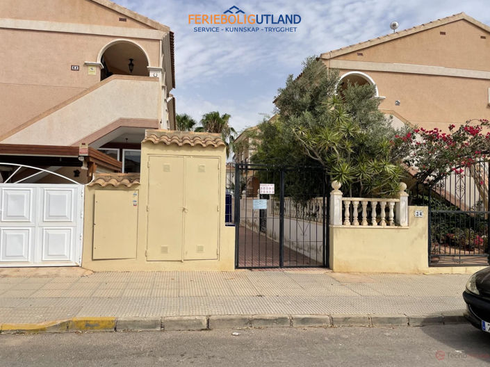 Image No.3-Maison de ville de 3 chambres à vendre à La Zenia