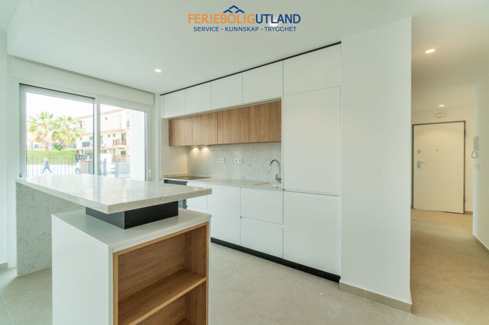 Image No.15-3 Bed Apartment for sale