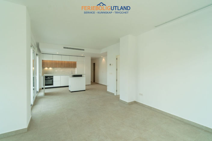 Image No.18-3 Bed Apartment for sale