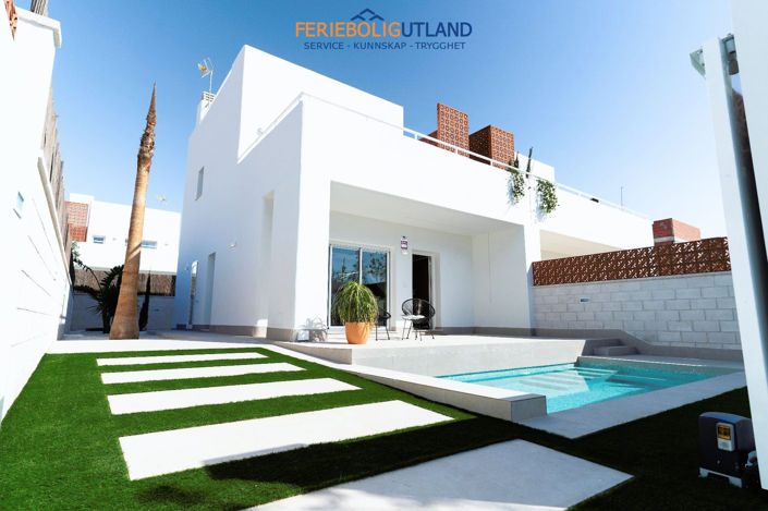 Image No.1-3 Bed Villa for sale