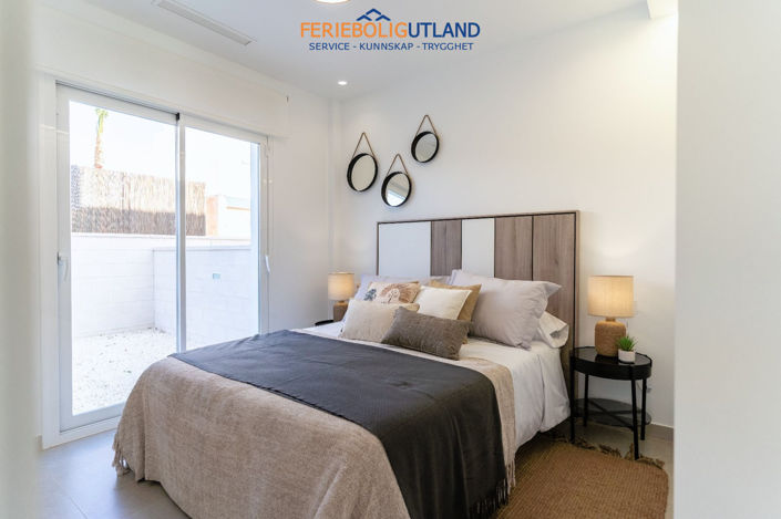 Image No.25-3 Bed Villa for sale