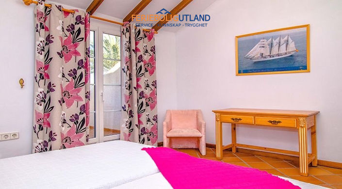 Image No.17-Villa de 4 chambres à vendre à Mil Palmeras