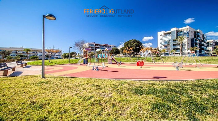 Image No.6-Villa de 4 chambres à vendre à Mil Palmeras