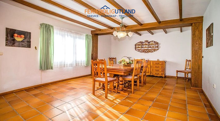 Image No.7-Villa de 4 chambres à vendre à Mil Palmeras