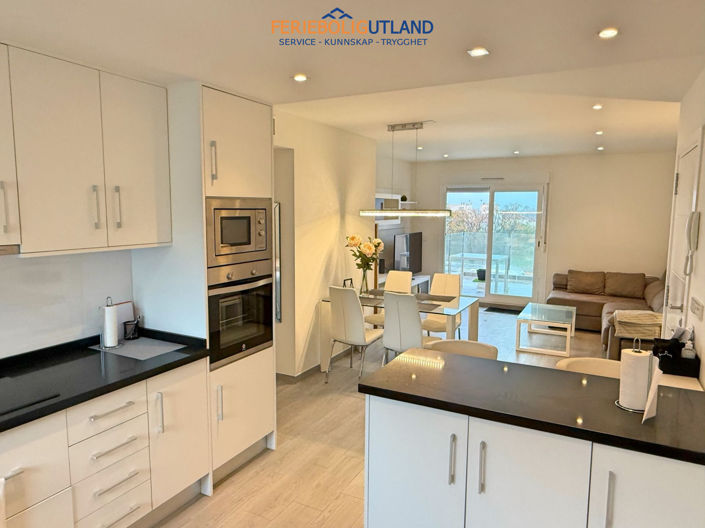 Image No.21-2 Bed Apartment for sale