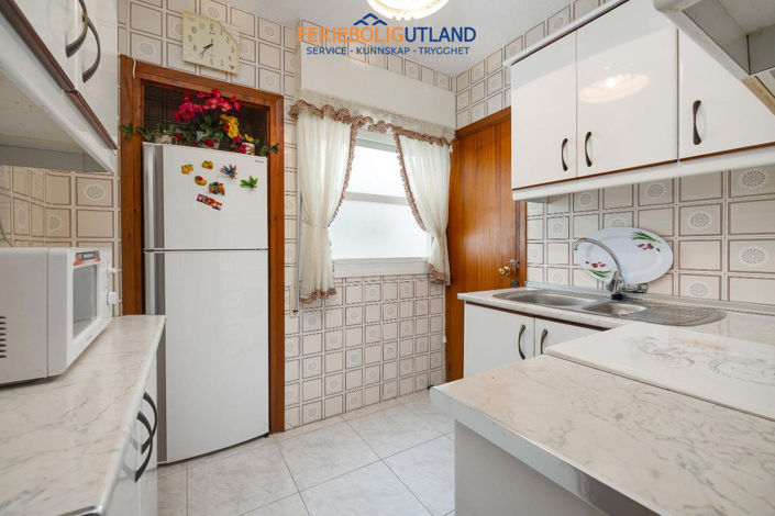 Image No.17-2 Bed Apartment for sale