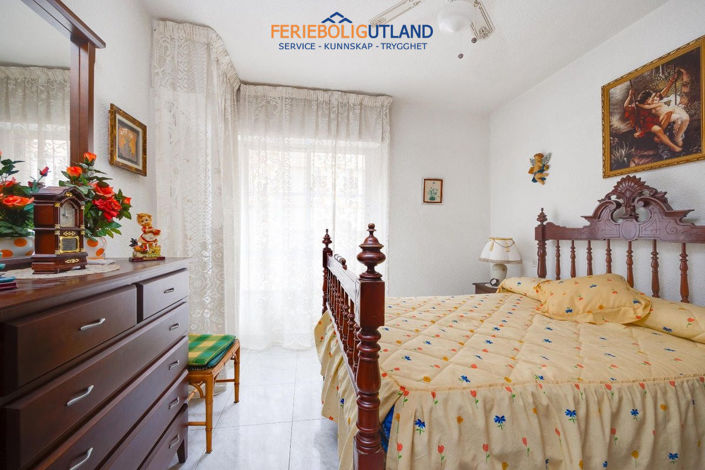 Image No.24-2 Bed Apartment for sale